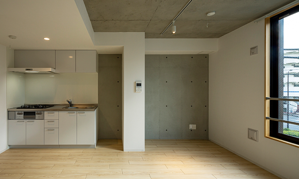 CAROUGE 要町